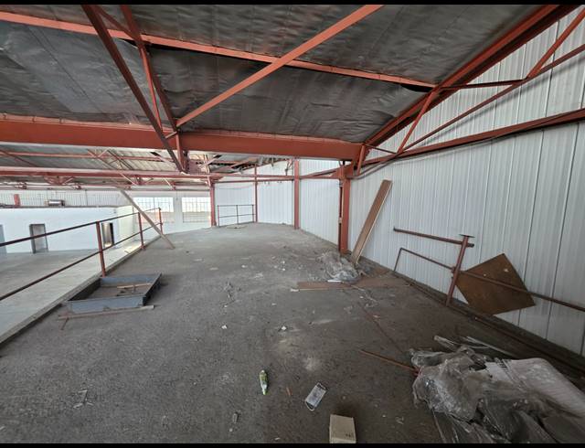 1,266M² WAREHOUSE TO LET IN REUVEN